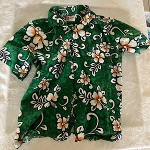 Hilo Hattie Emerald Tropical Shirt